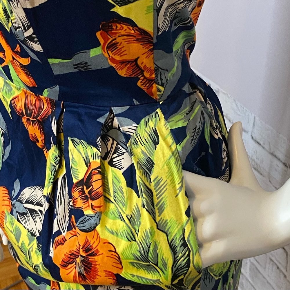 Floral French Connection Mini Dress **MINT CONDITION** - Picture 7 of 12